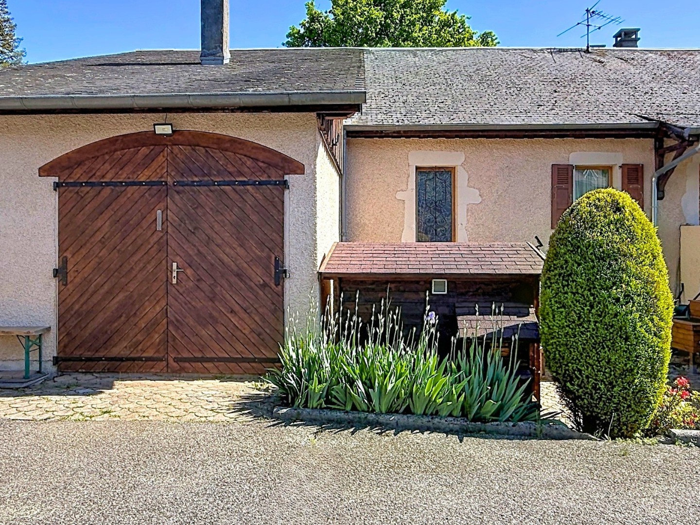 Maison à vendre - 9 pièces - 233m2 - Marlioz (74270)