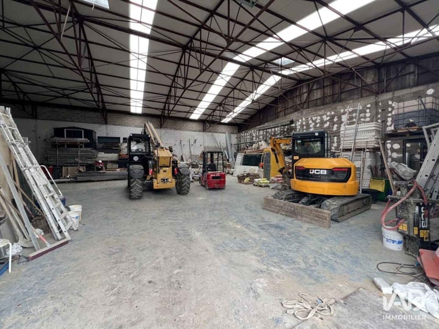 Immeuble à vendre - 481m2 - Brie-Comte-Robert (77170)