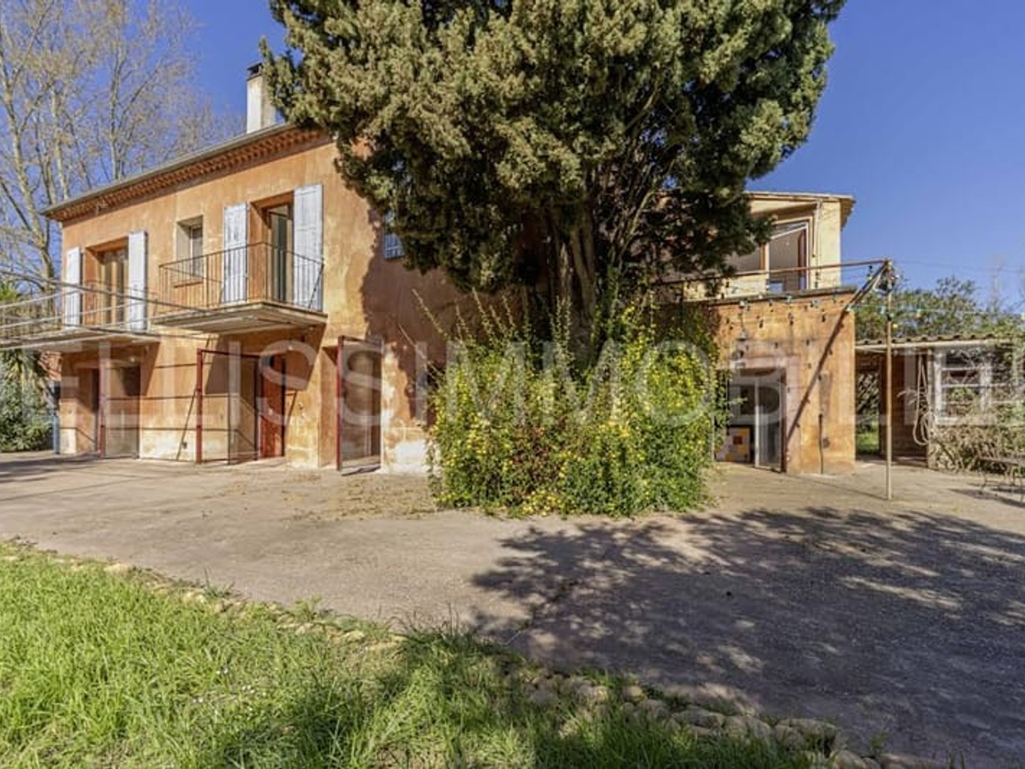 Maison à vendre - 10 pièces - 315m2 - Avignon (84000)