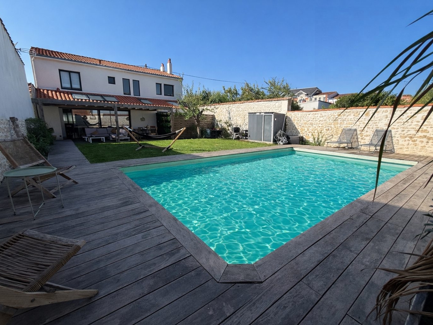 Maison 181 m² - 4 chambres - piscine - espace indépendant - garage
