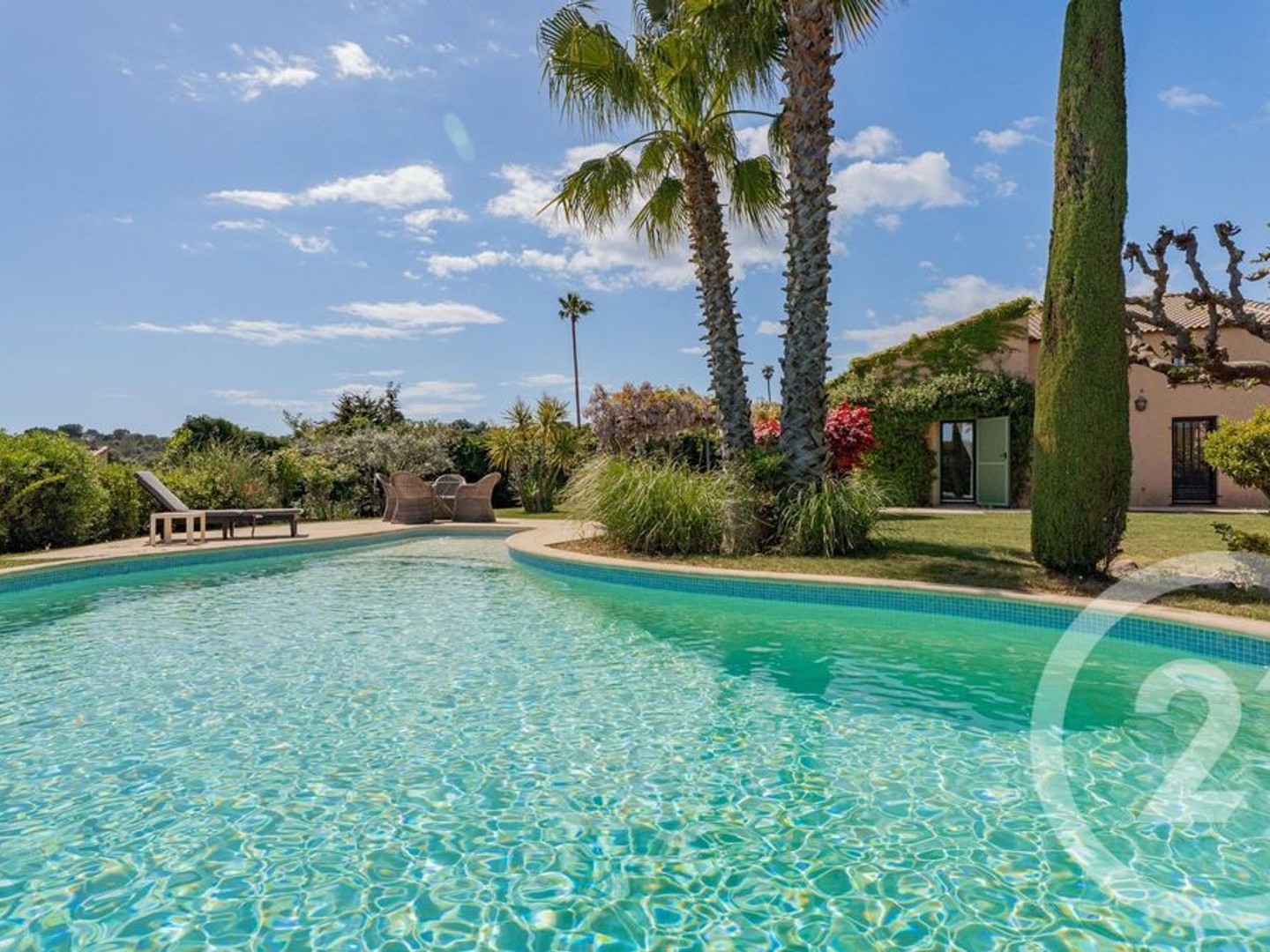 Maison à vendre - 4 pièces - 110m2 - Villeneuve-Loubet (06270)