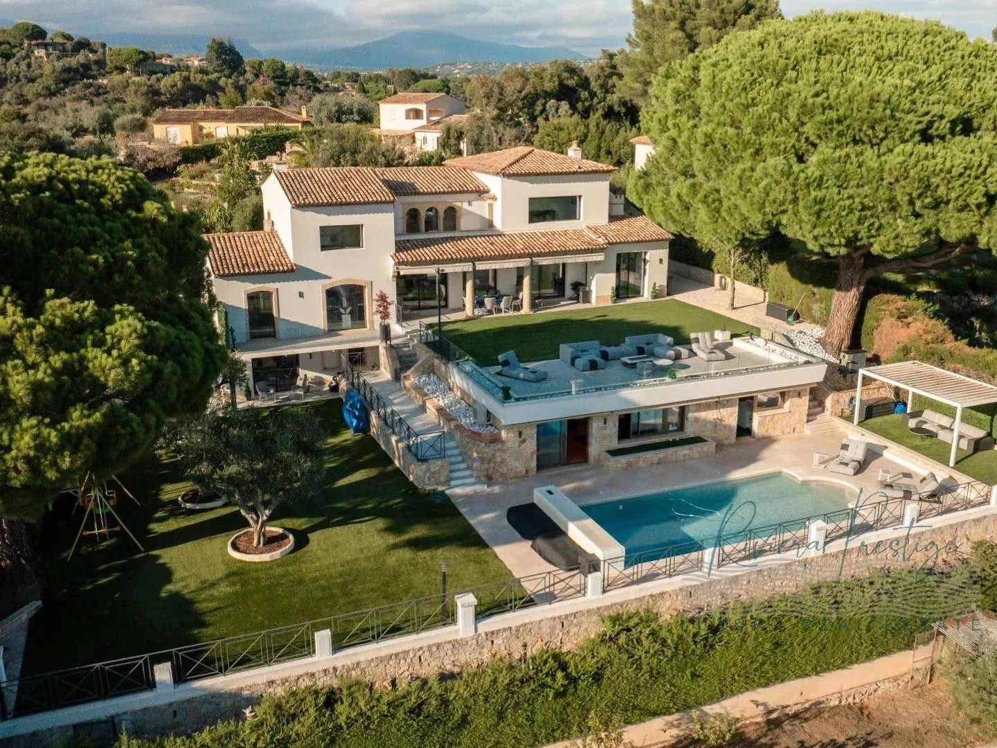 Maison à vendre - 10 pièces - 447m2 - Mougins (06250)