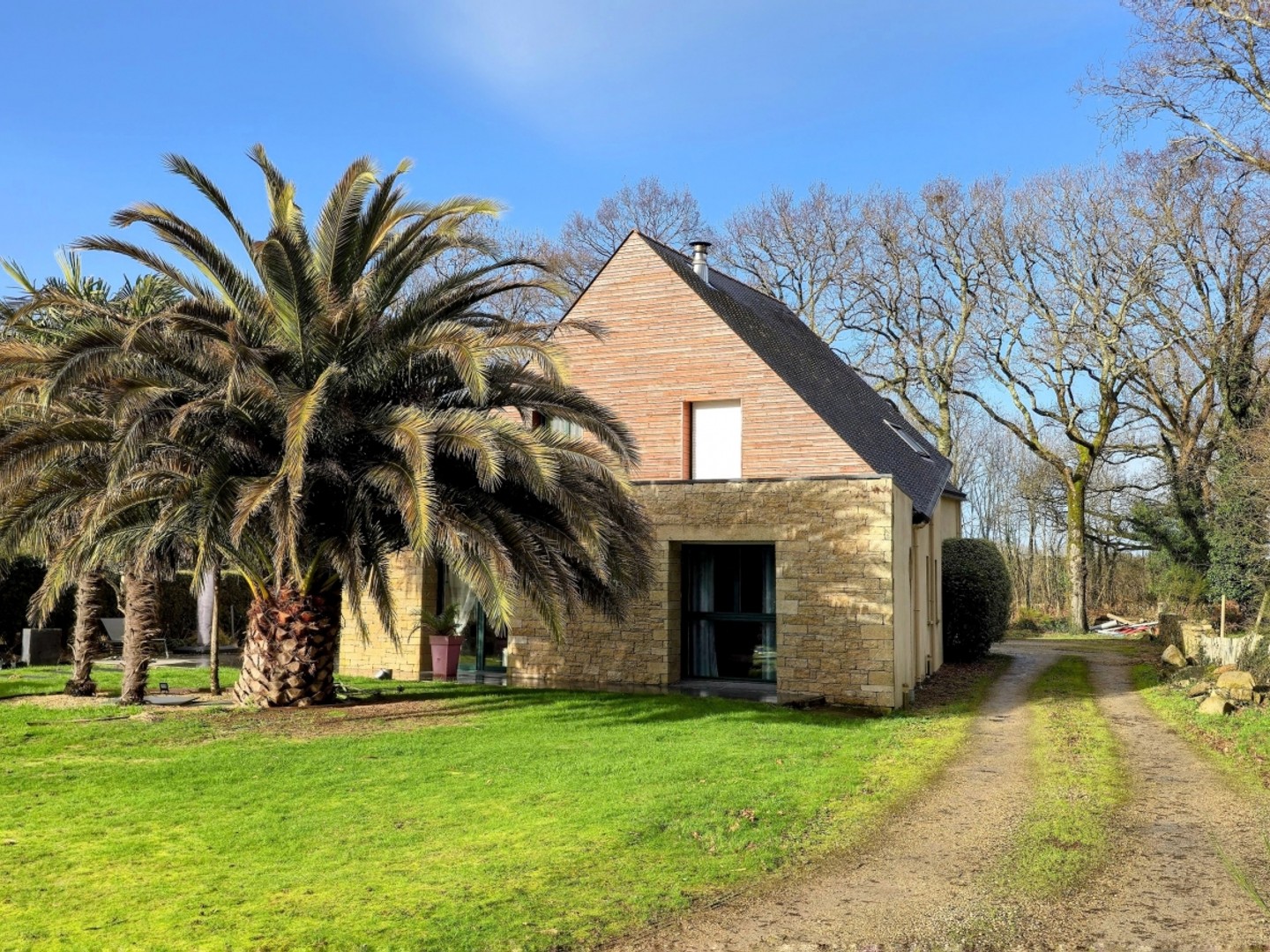 Maison 6 pièces 225 m²
