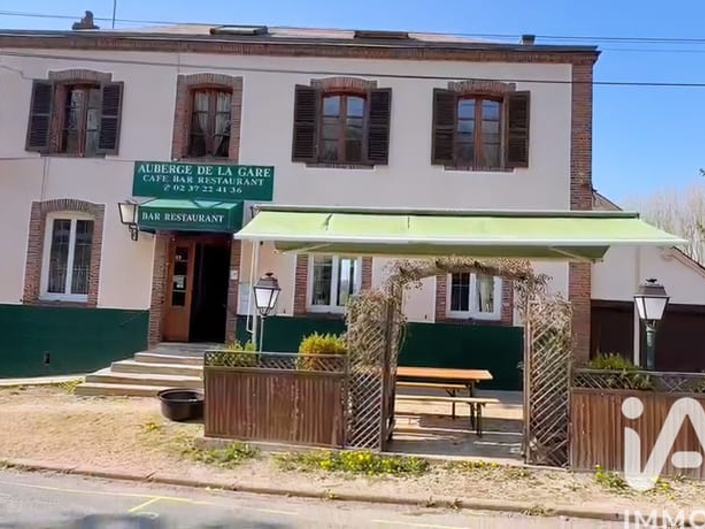 Magasin à vendre - 321m2 - Jouy (28300)