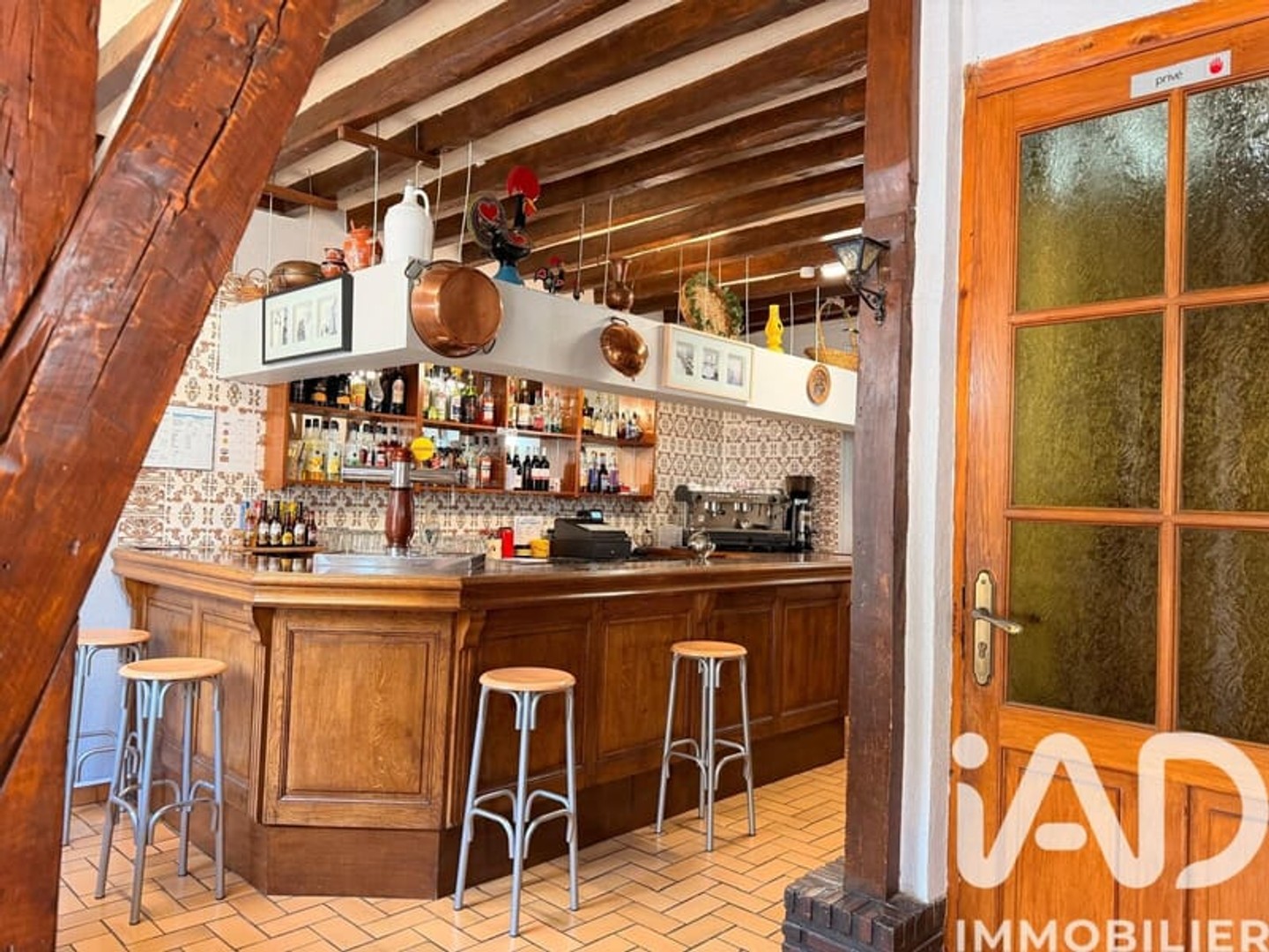 Magasin à vendre - 321m2 - Jouy (28300)