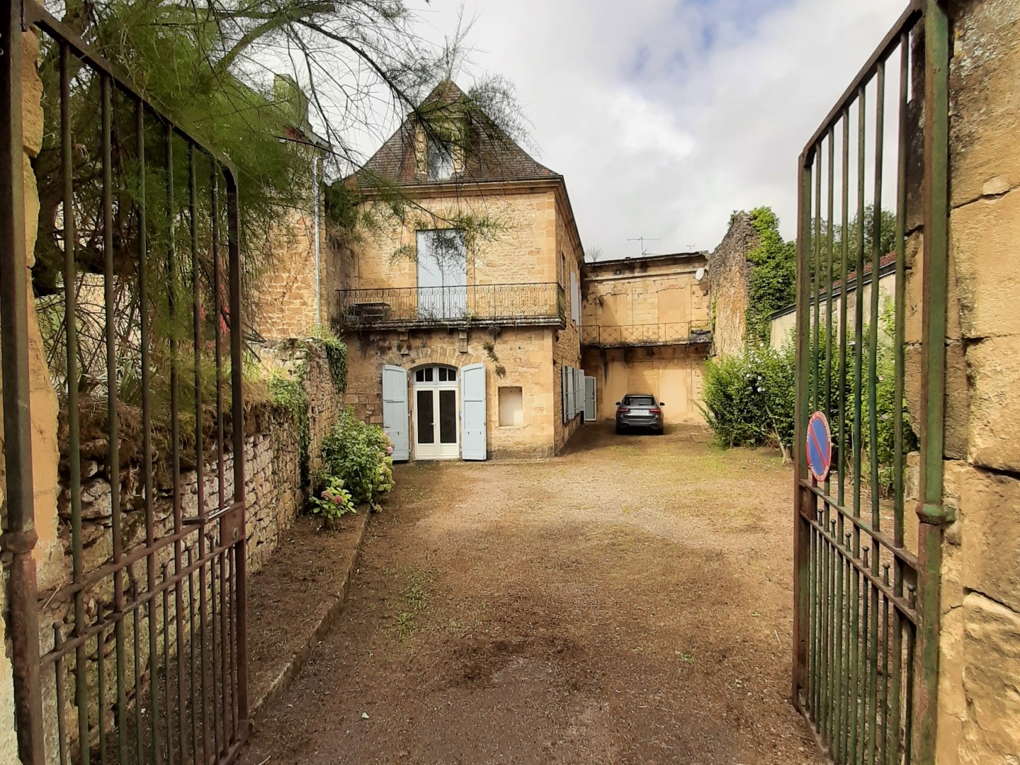 Immeuble à vendre - 240m2 - Sarlat-La-Canéda (24200)