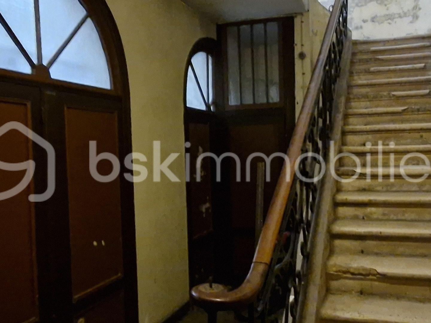 Immeuble à vendre - 24 pièces - 476m2 - Bordeaux (33200)