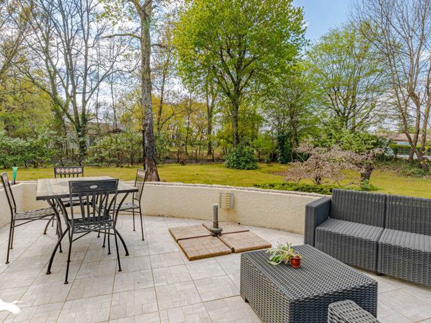 Maison à vendre - 6 pièces - 173m2 - Fargues-Saint-Hil... (33370)