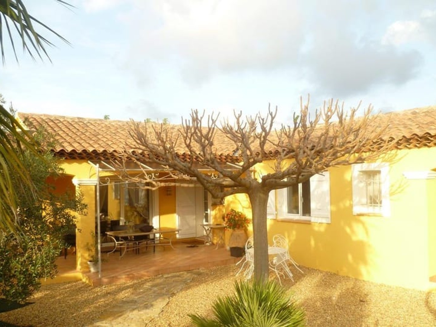 Maison à vendre - 5 pièces - 124m2 - La Crau (83260)