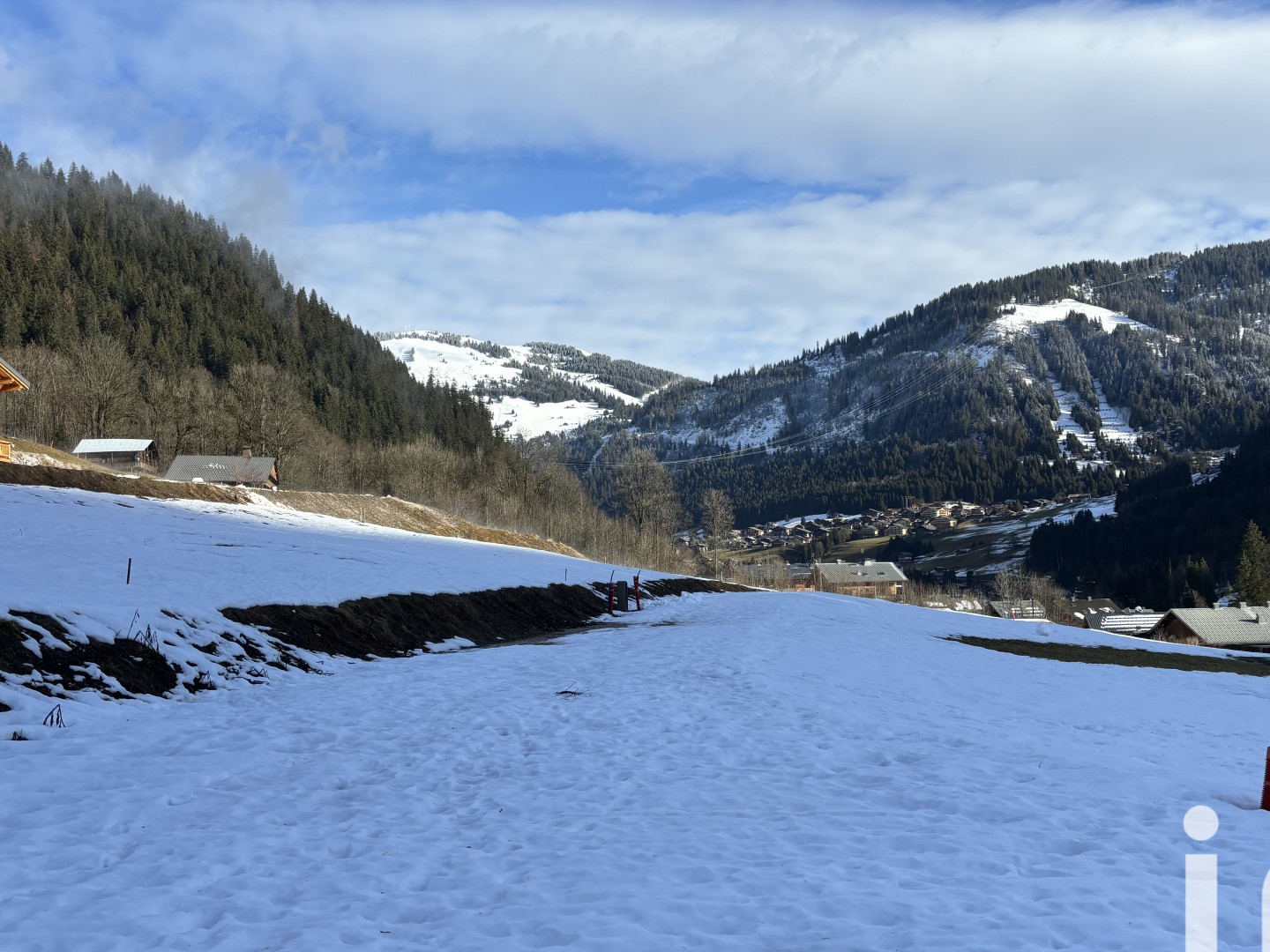 Terrain à vendre - 1376m2 - Châtel (74390)