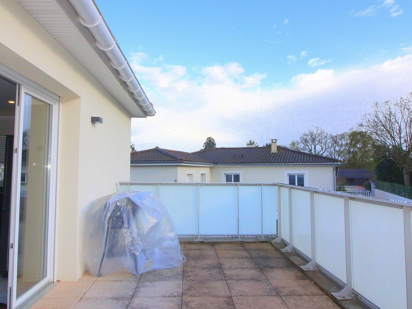 Appartement à vendre - 4 pièces - 84m2 - Miribel (01700)