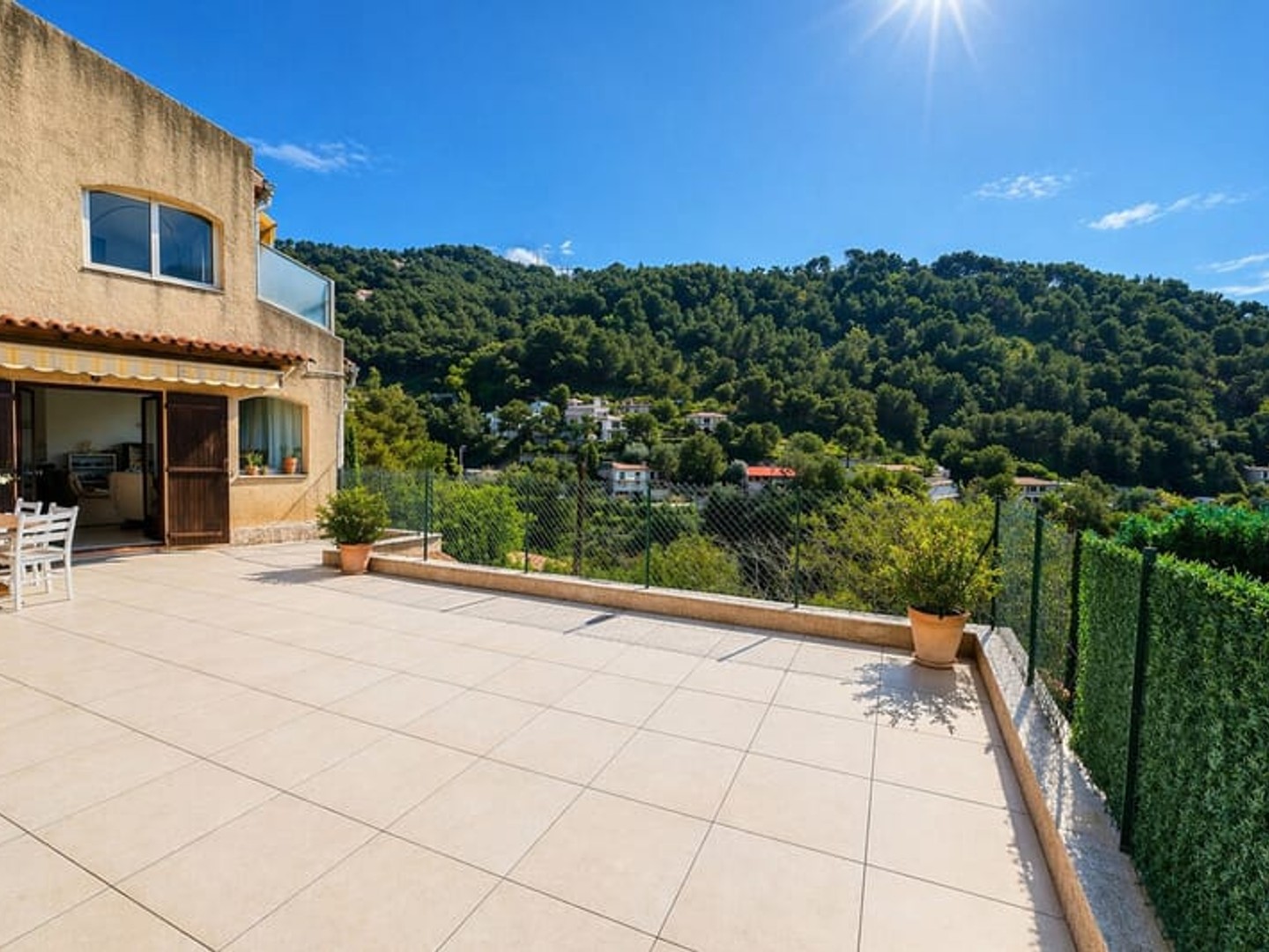 Appartement à vendre - 3 pièces - 93m2 - Roquebrune-Cap-Ma... (06190)