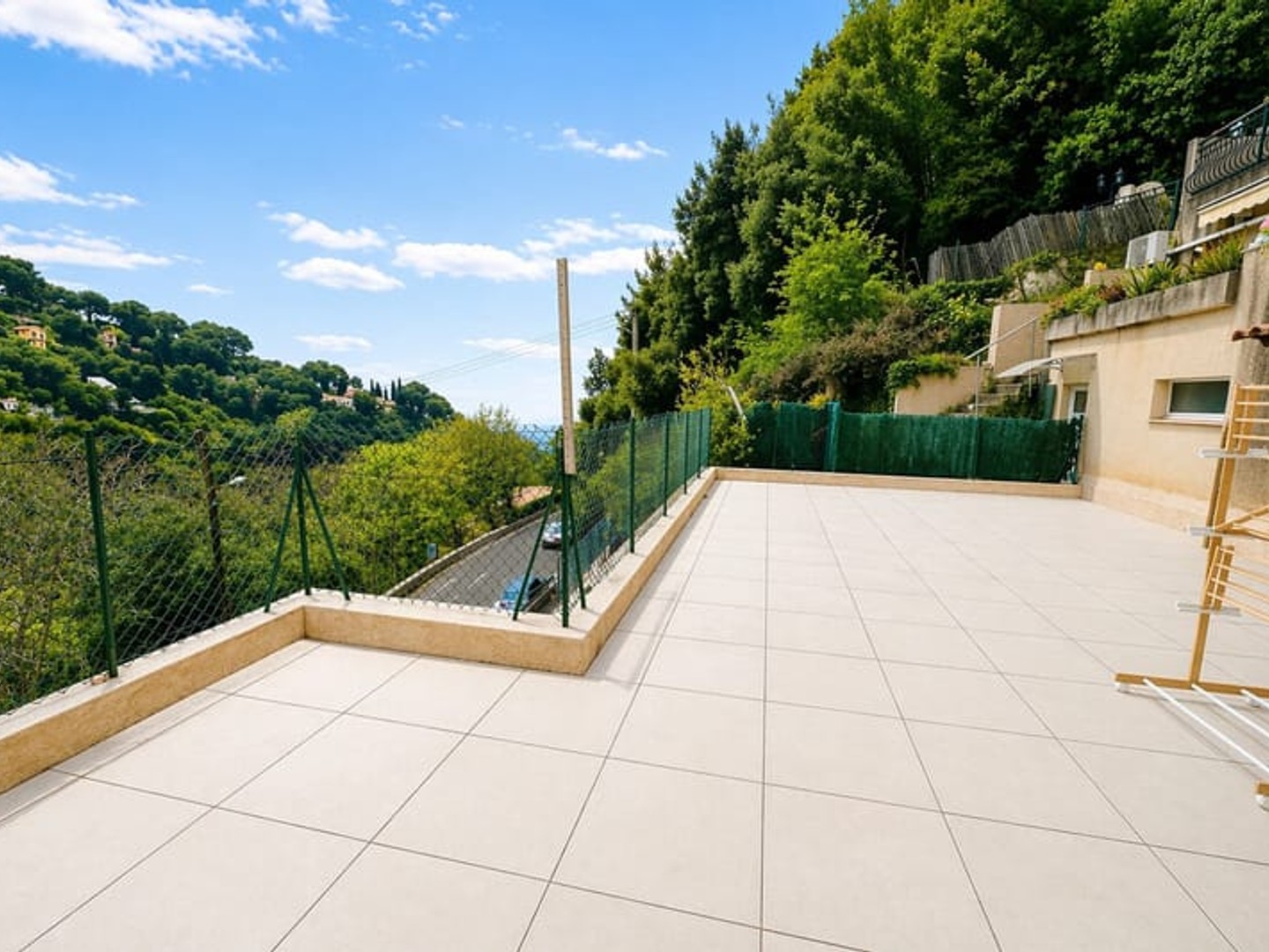 Appartement à vendre - 3 pièces - 93m2 - Roquebrune-Cap-Ma... (06190)