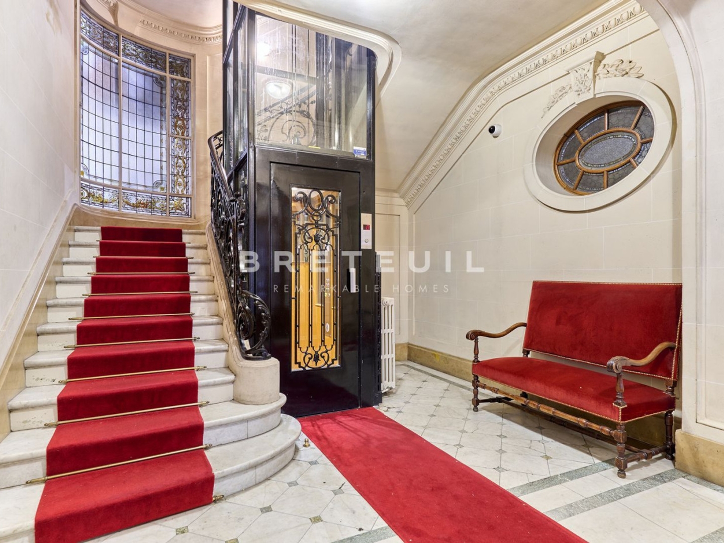 Appartement à vendre - 6 pièces - 168m2 - Paris 16e (75016)