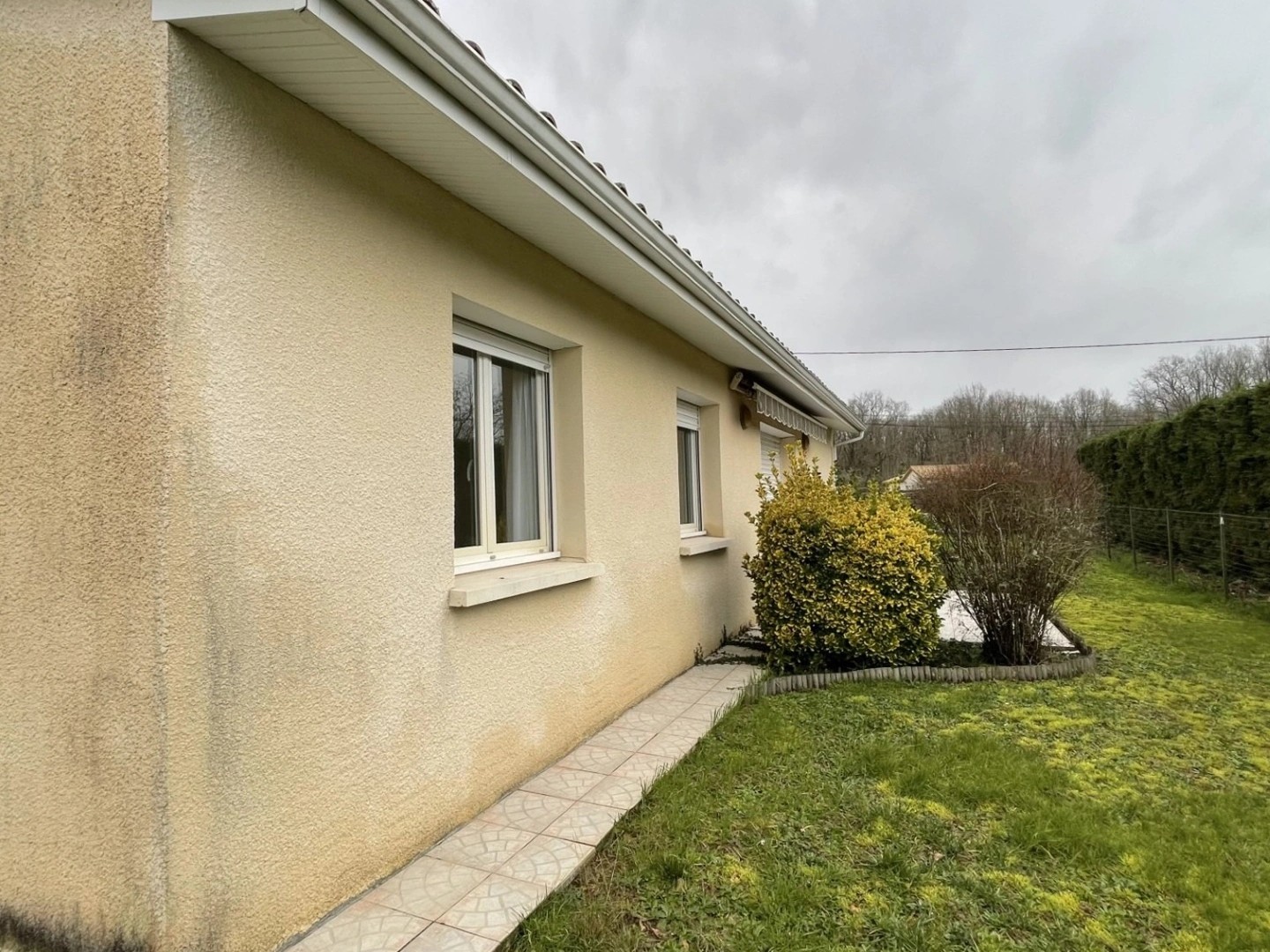 Maison à vendre - 4 pièces - 77m2 - Gours (33660)