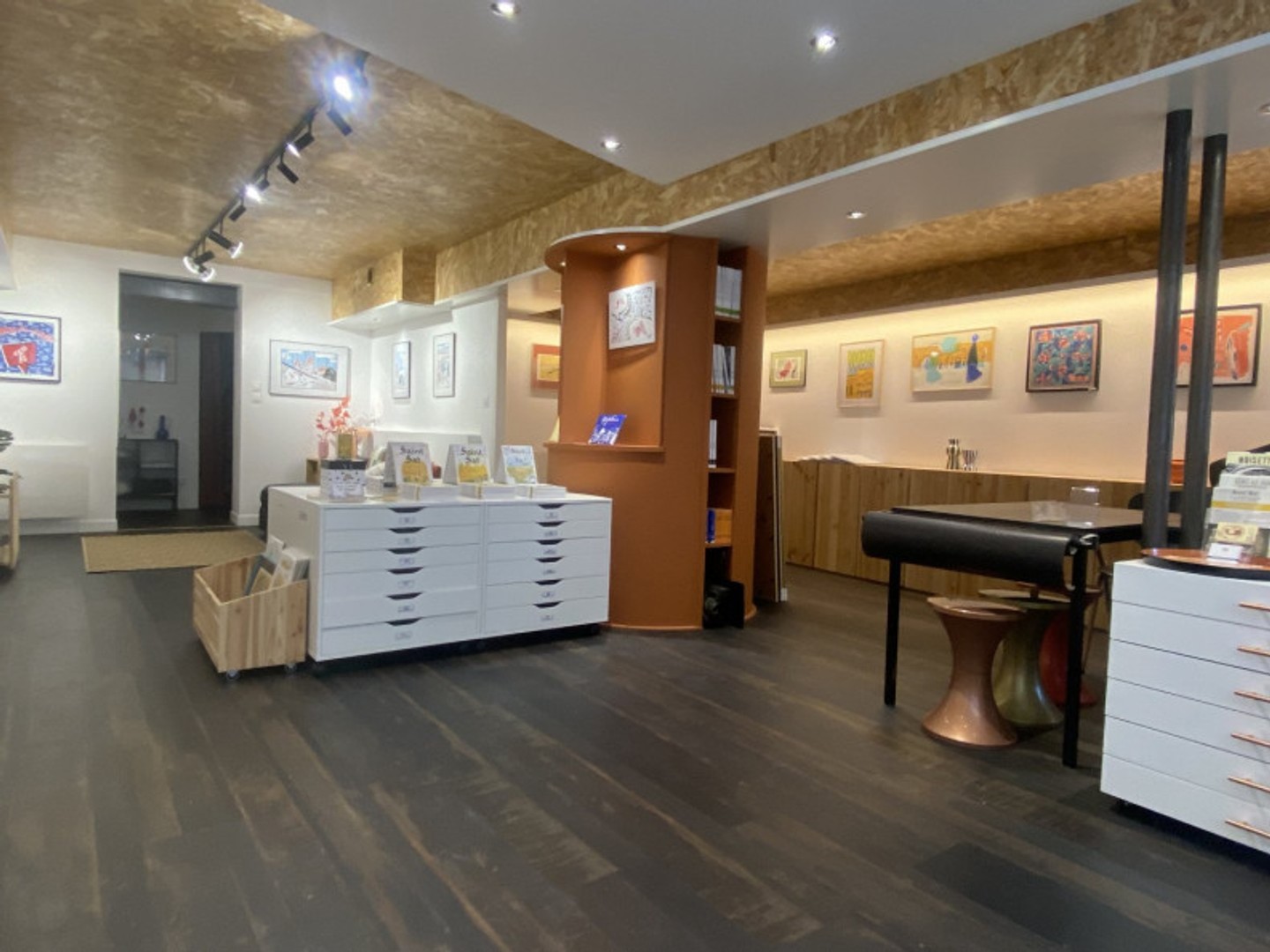 Locaux à vendre - 1 pièce - 63m2 - Cognac (16100)