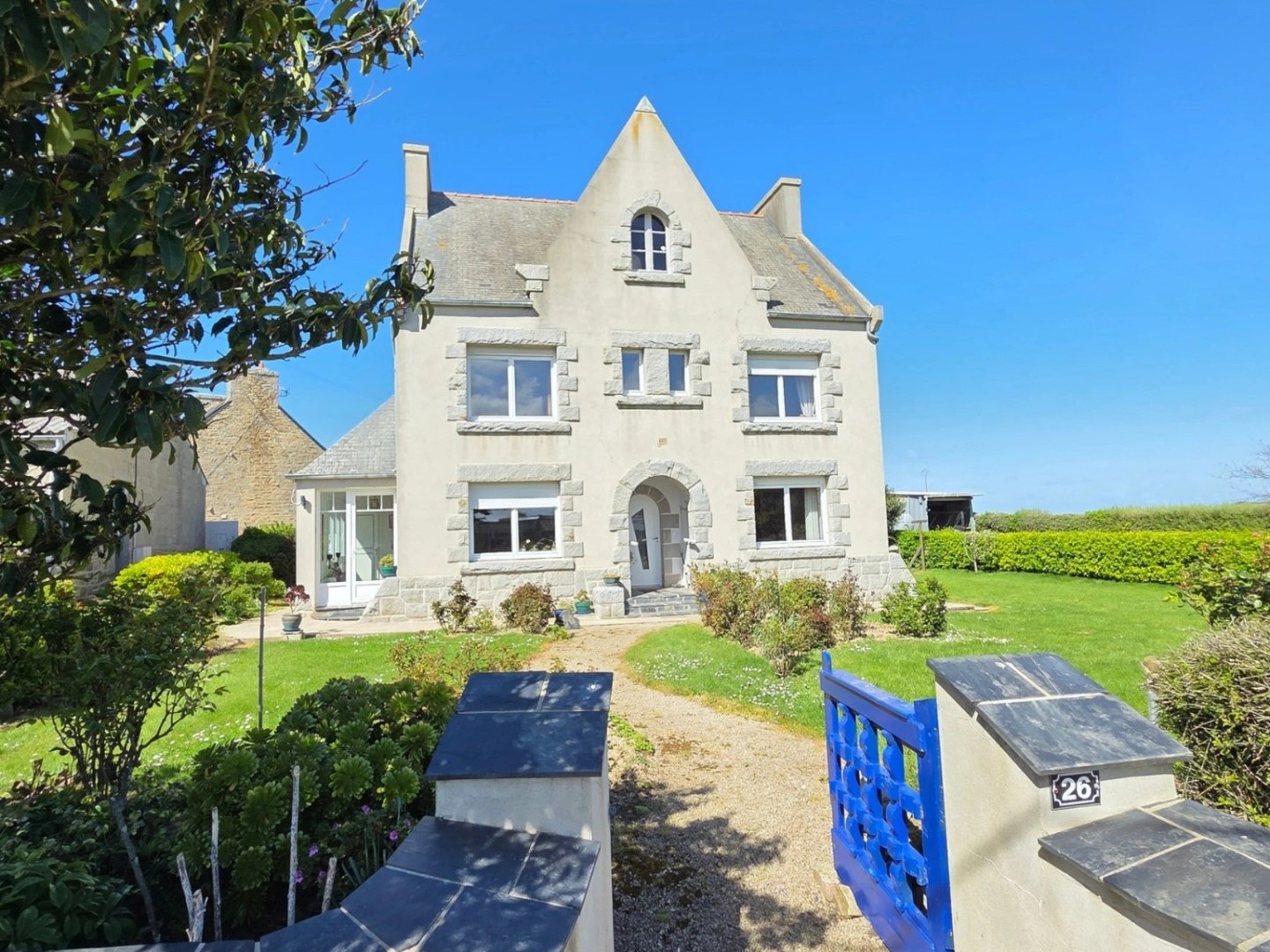 Maison à vendre - 8 pièces - 141m2 - Cléder (29233)