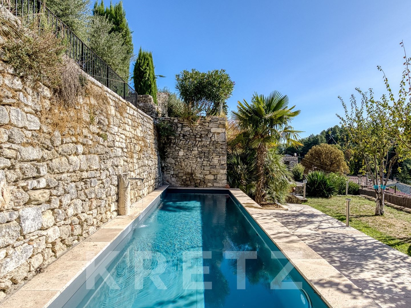 Maison à vendre - 6 pièces - 270m2 - Forcalquier (04300)