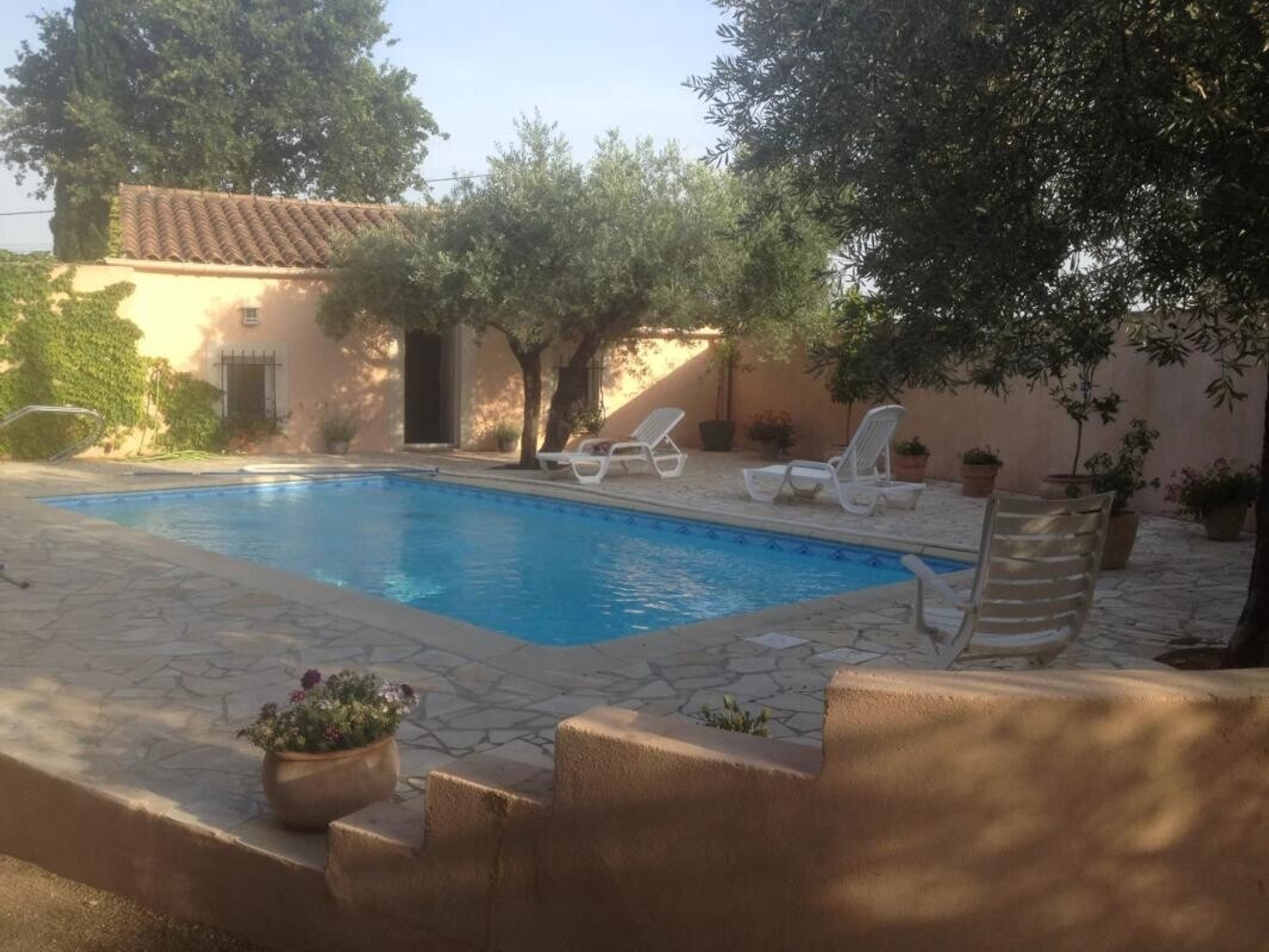 Maison à vendre - 8 pièces - 232m2 - Rochefort-Du-Gard (30650)