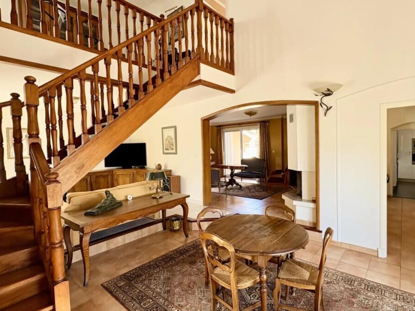 Maison à vendre - 8 pièces - 232m2 - Rochefort-Du-Gard (30650)