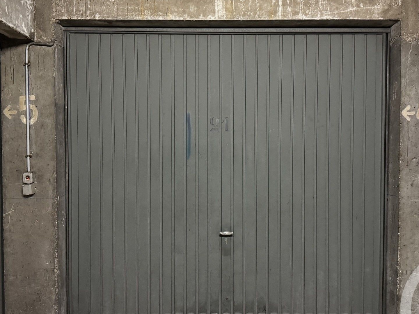 Parking / garage / box à vendre - 12m2 - Paris 11e (75011)