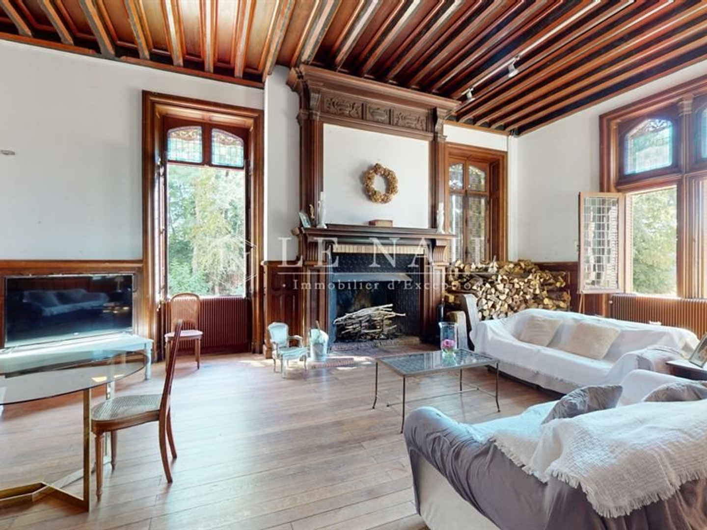 Maison à vendre - 22 pièces - 763m2 - Château (71250)