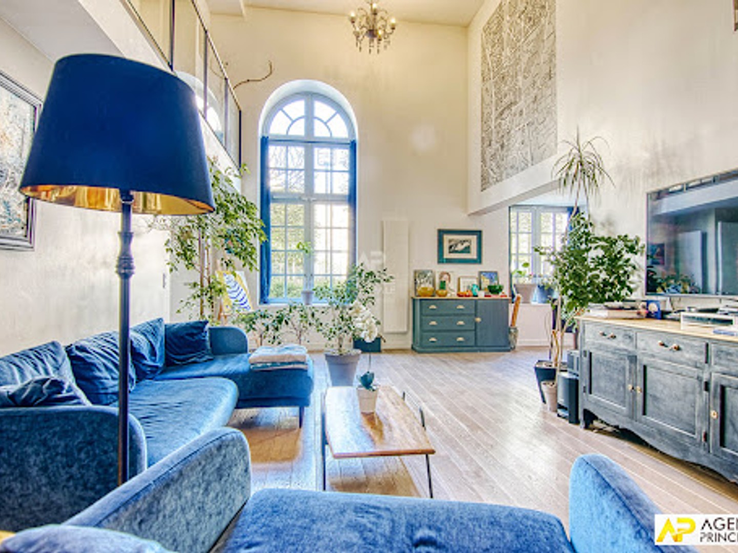 Appartement à vendre - 6 pièces - 168m2 - Versailles (78000)