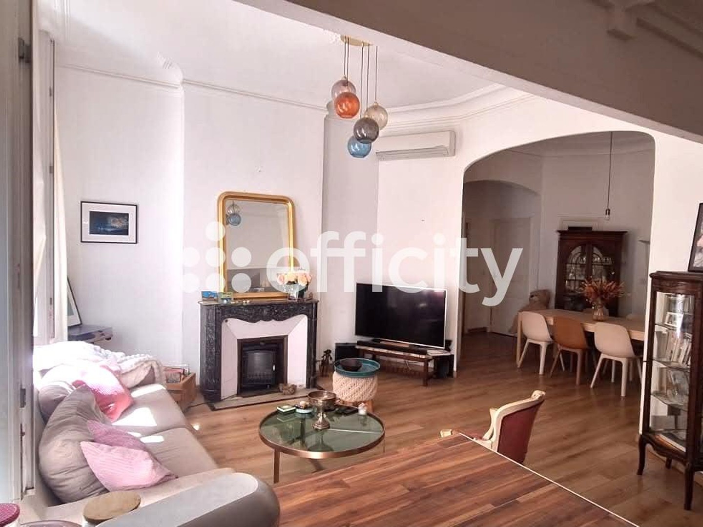 Appartement à vendre - 5 pièces - 127m2 - Marseille 6e (13006)