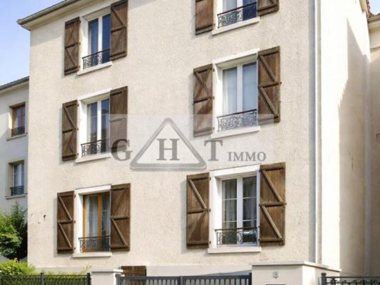 A vendre180M²- Immeuble de bureaux - Montreuil