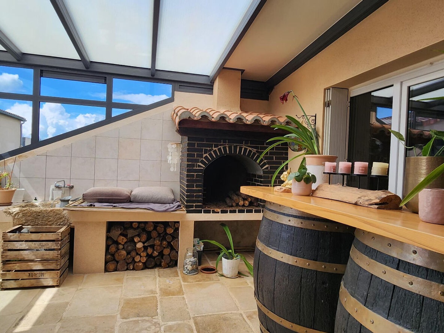 Maison à vendre - 7 pièces - 227m2 - Coulombiers (86600)