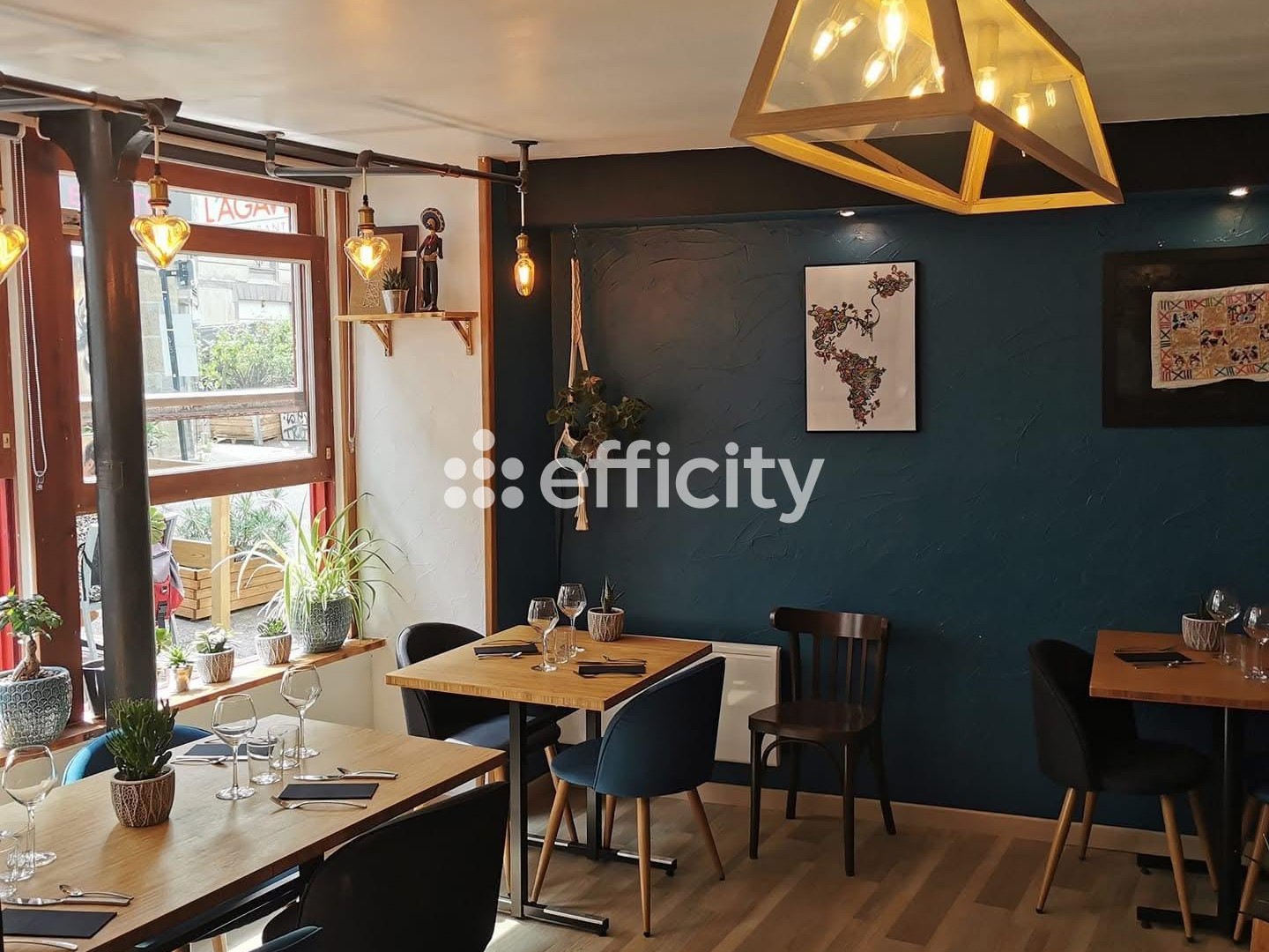 Locaux à vendre - 75m2 - Nantes (44000)