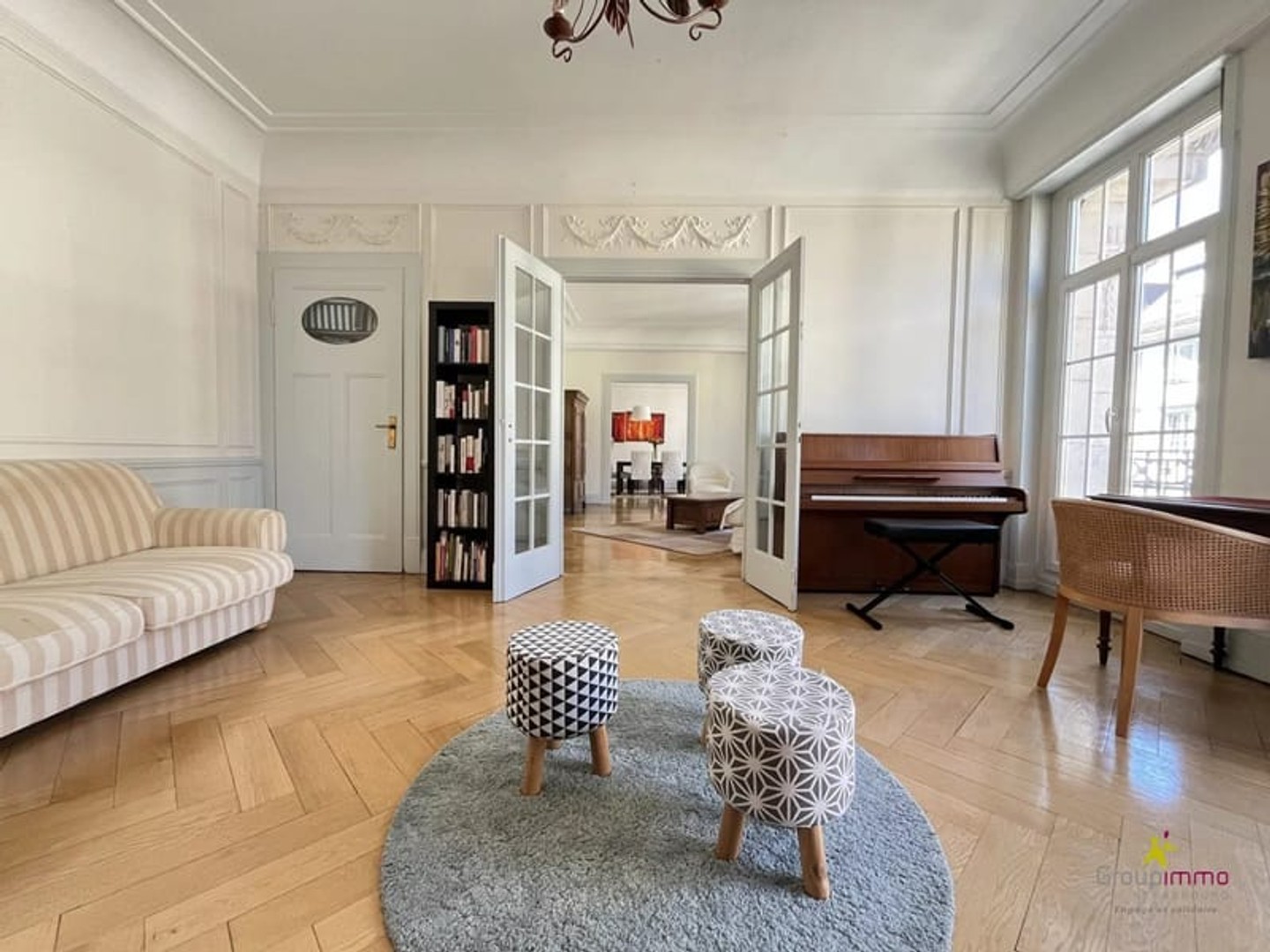 Appartement 6 pièces 205 m²
