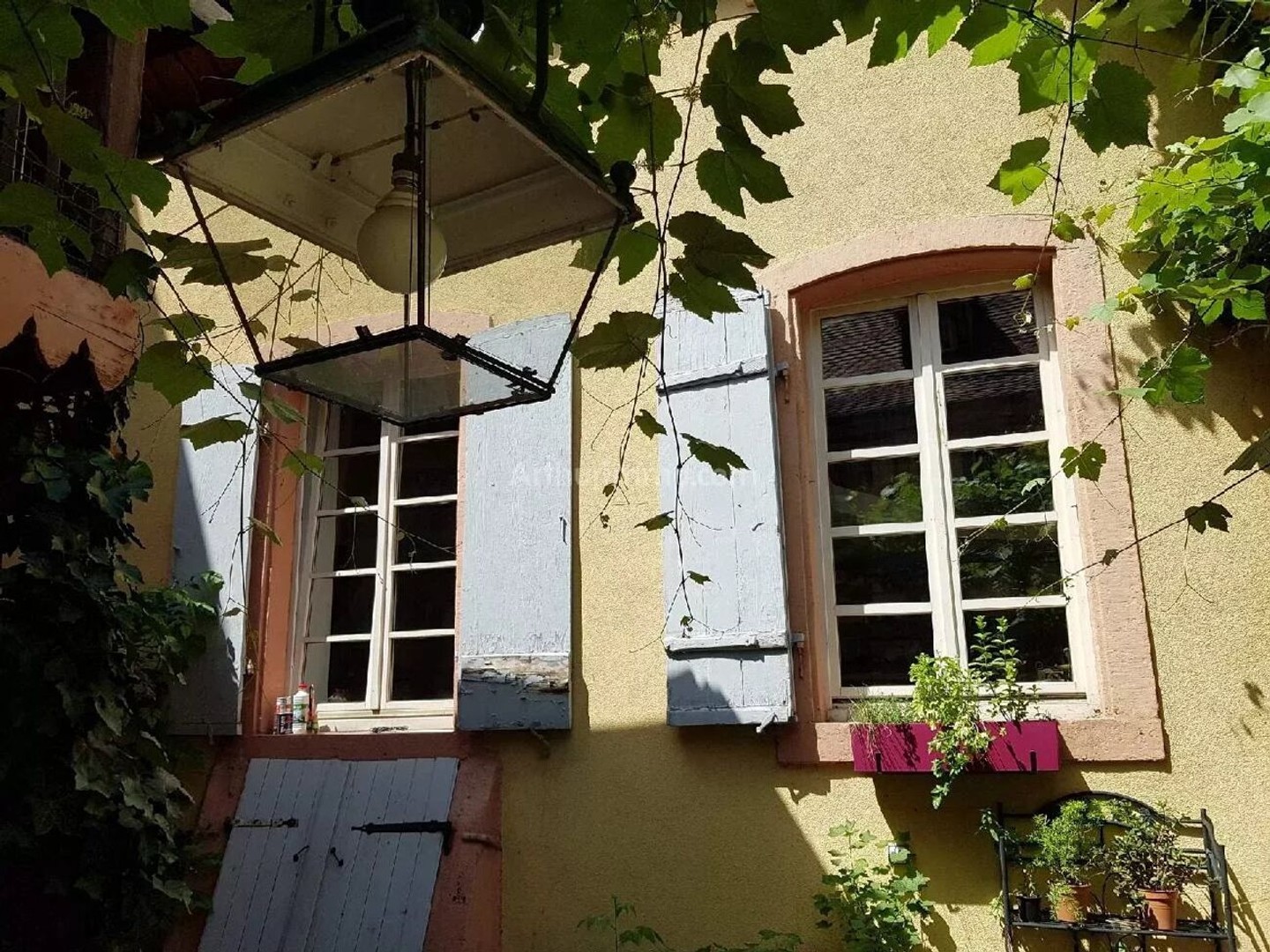 Maison à vendre - 1 pièce - 243m2 - Colmar (68000)