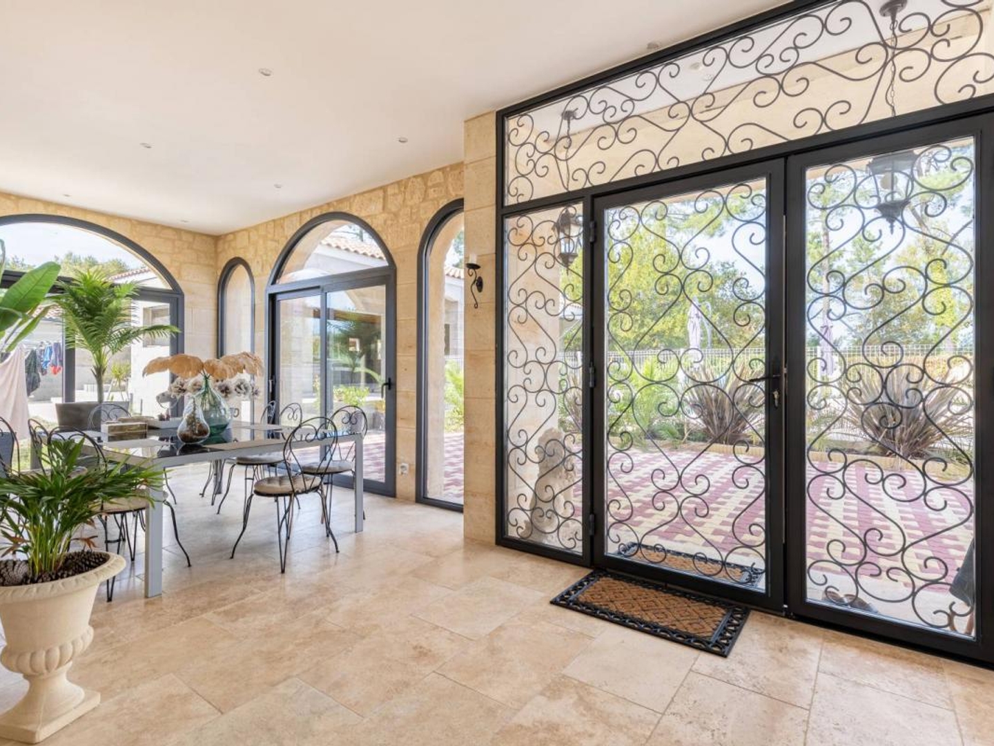 Maison à vendre - 4 pièces - 1300m2 - Cavignac (33620)
