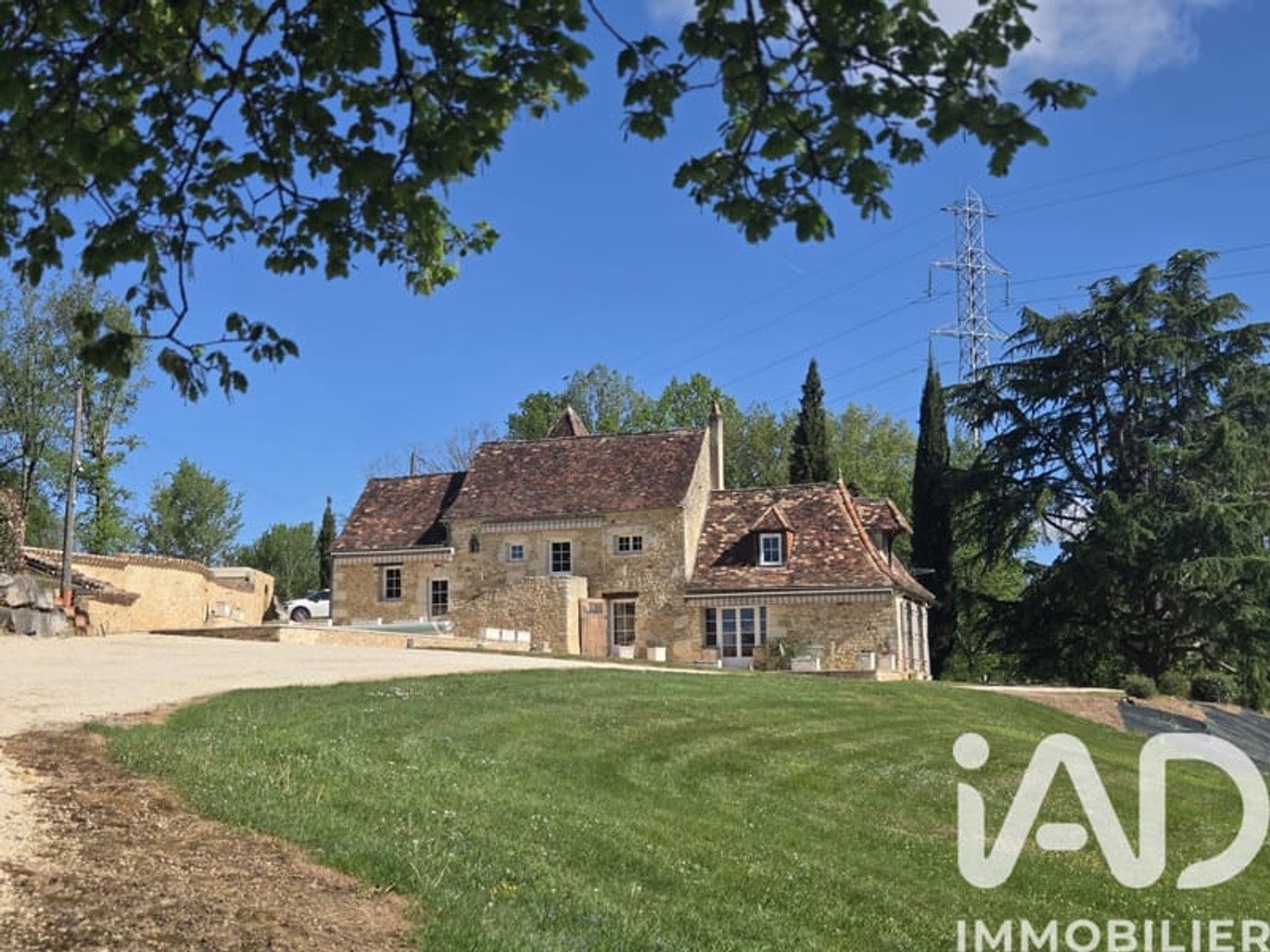 Maison à vendre - 7 pièces - 200m2 - Lamonzie-Montastruc (24520)