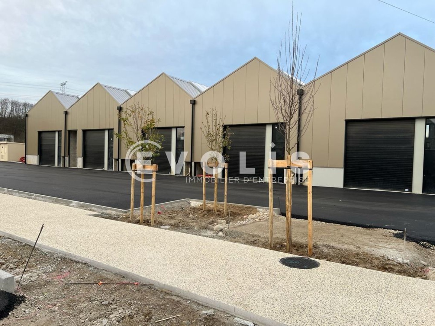 Bureaux à vendre - 3044m2 - Toussieu (69780)