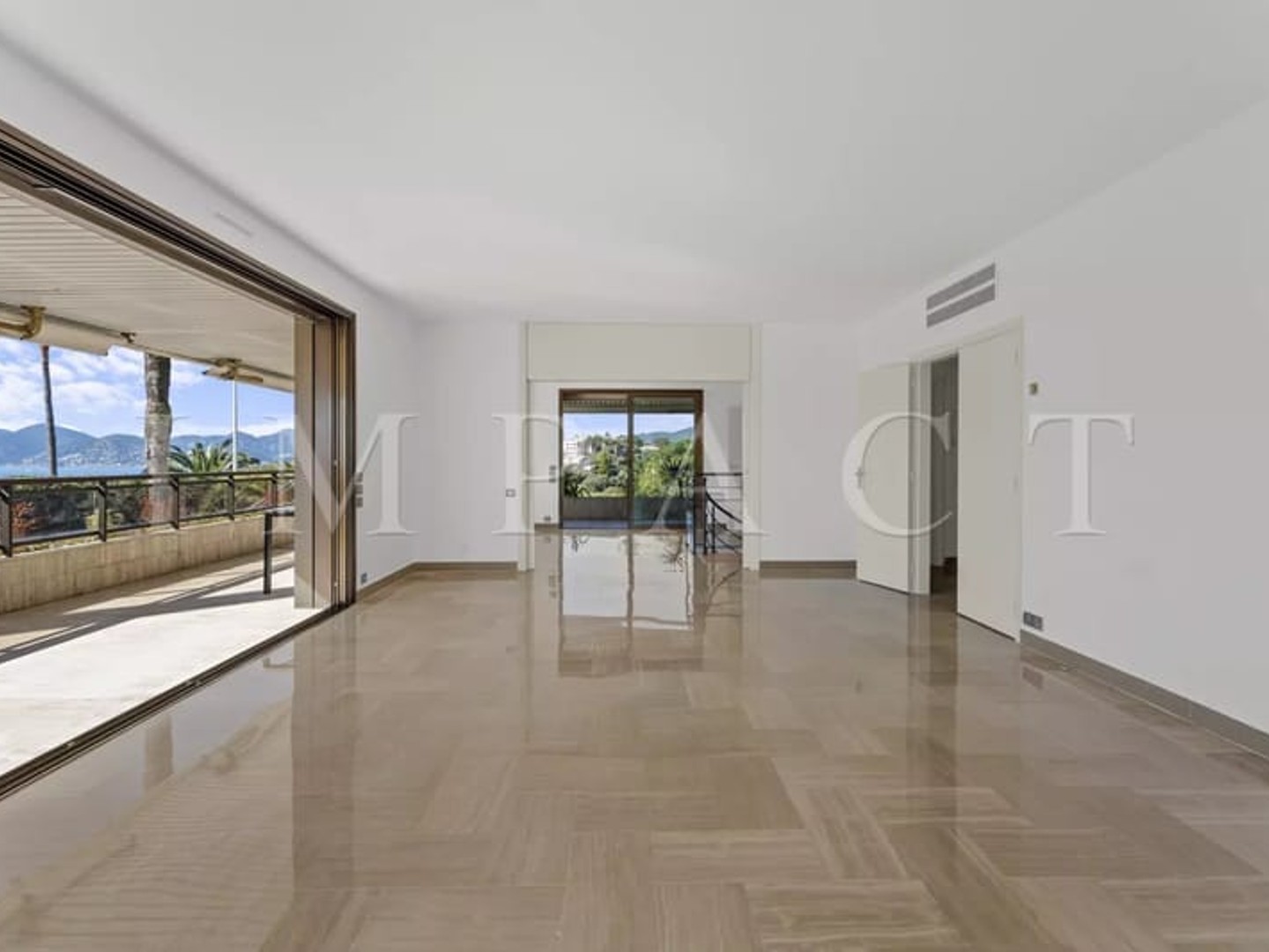 Appartement à vendre - 6 pièces - 270m2 - Cannes (06400)