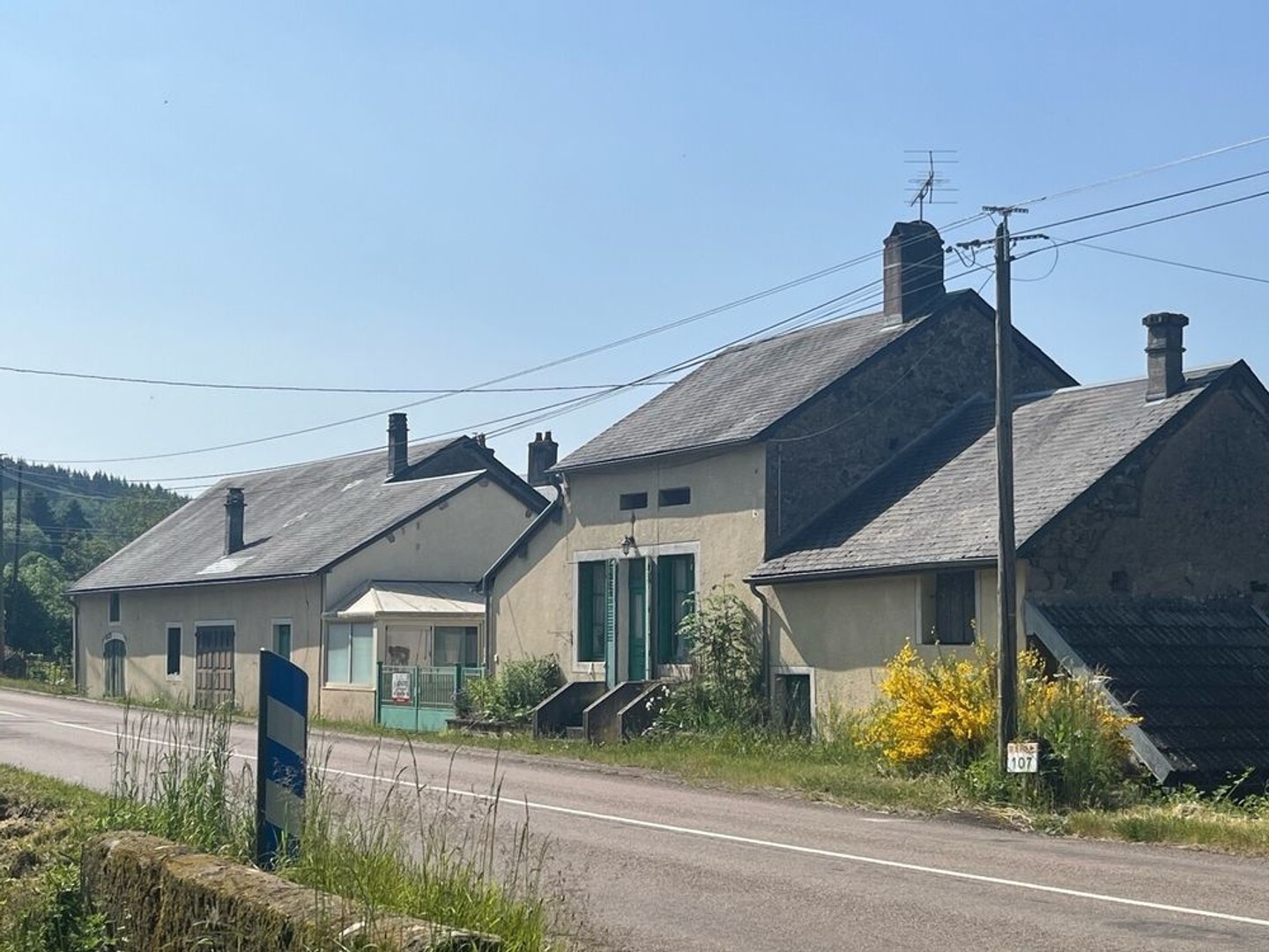 Immeuble à vendre - 4 pièces - 111m2 - Chissey-En-Morvan (71540)