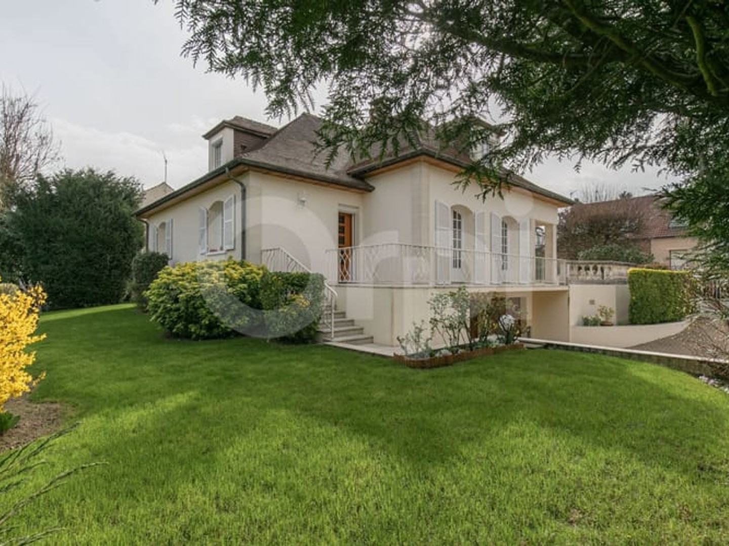 Maison 5 pièces 164 m²