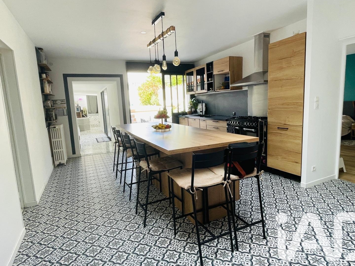 Immeuble à vendre - 278m2 - La Rochelle (17000)