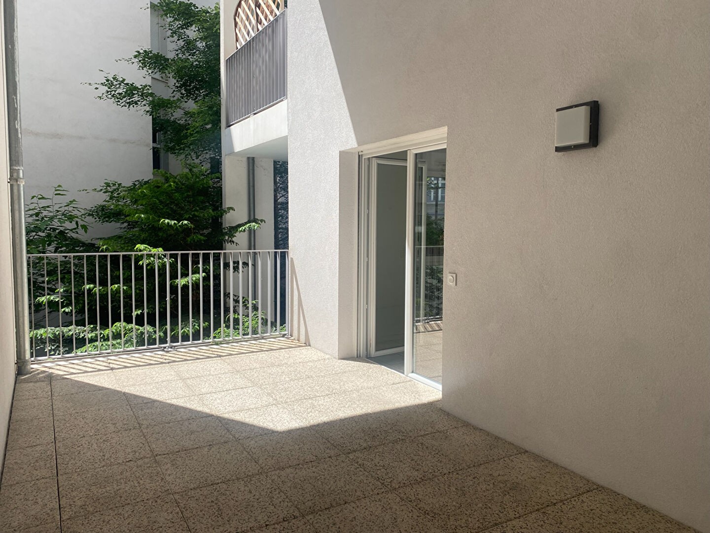 Appartement à vendre - 3 pièces - 67m2 - Lyon 7e (69007)