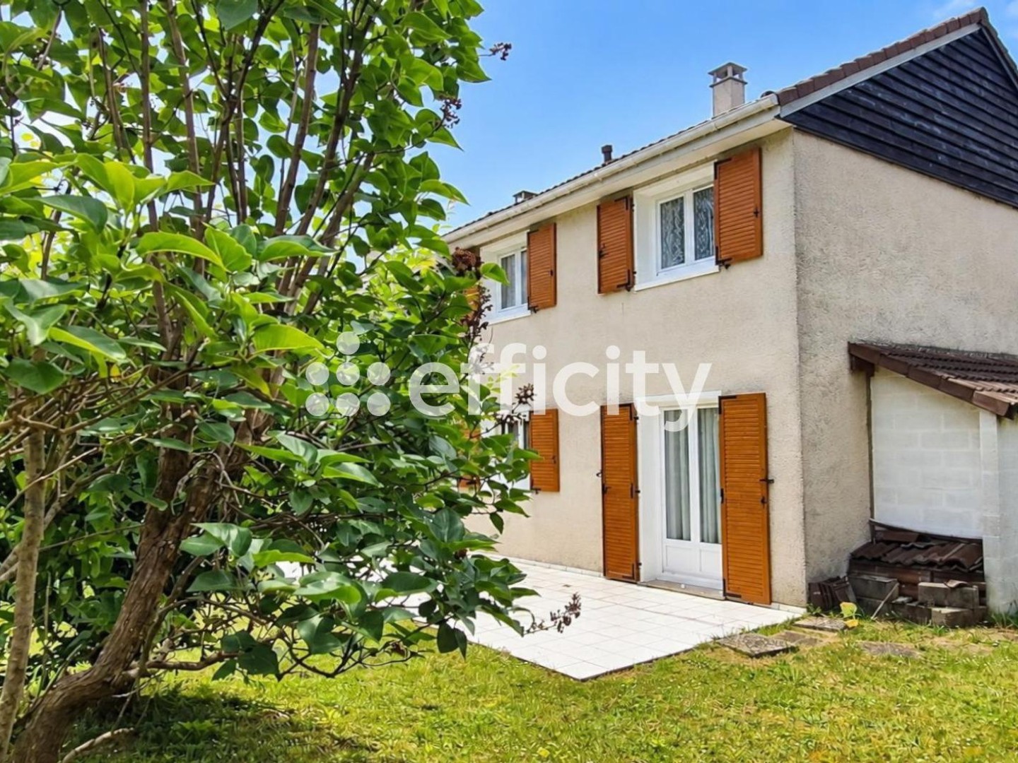 Maison à vendre - 6 pièces - 109m2 - Chelles (77500)