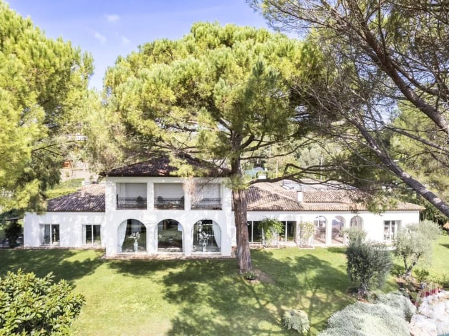 Maison à vendre - 12 pièces - 814m2 - Mougins (06250)
