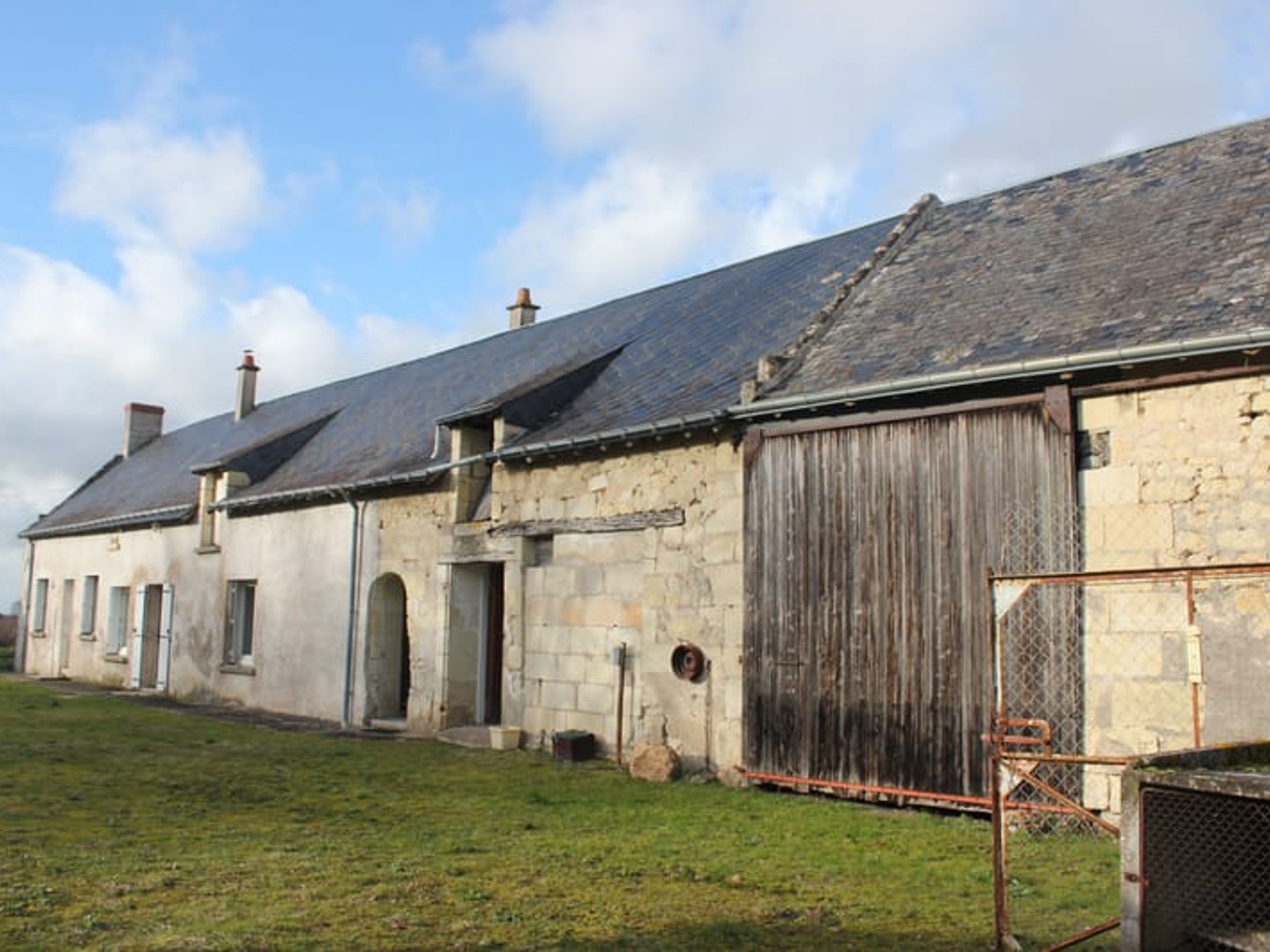 Maison à vendre - 3 pièces - 83m2 - Saint-Nicolas-De-... (37140)