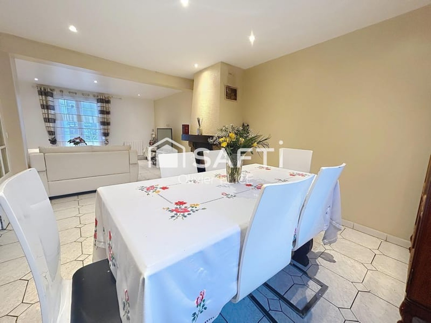 Maison à vendre - 6 pièces - 125m2 - Nogent-Sur-Oise (60180)