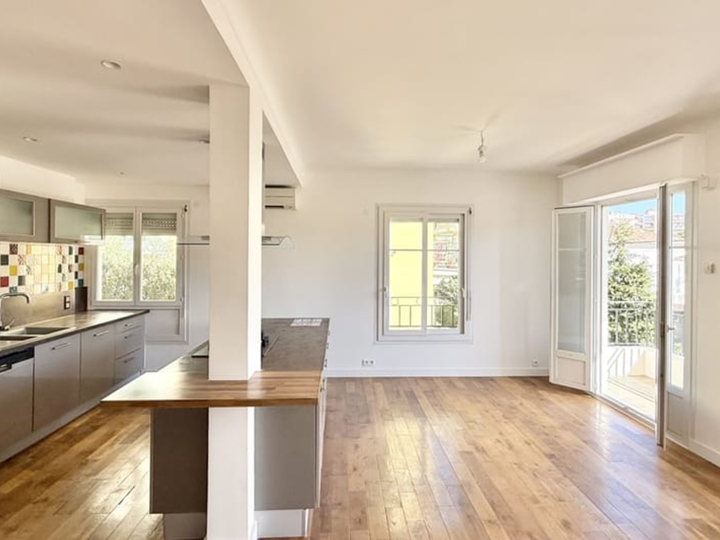 Appartement à vendre - 4 pièces - 78m2 - Nice (06000)