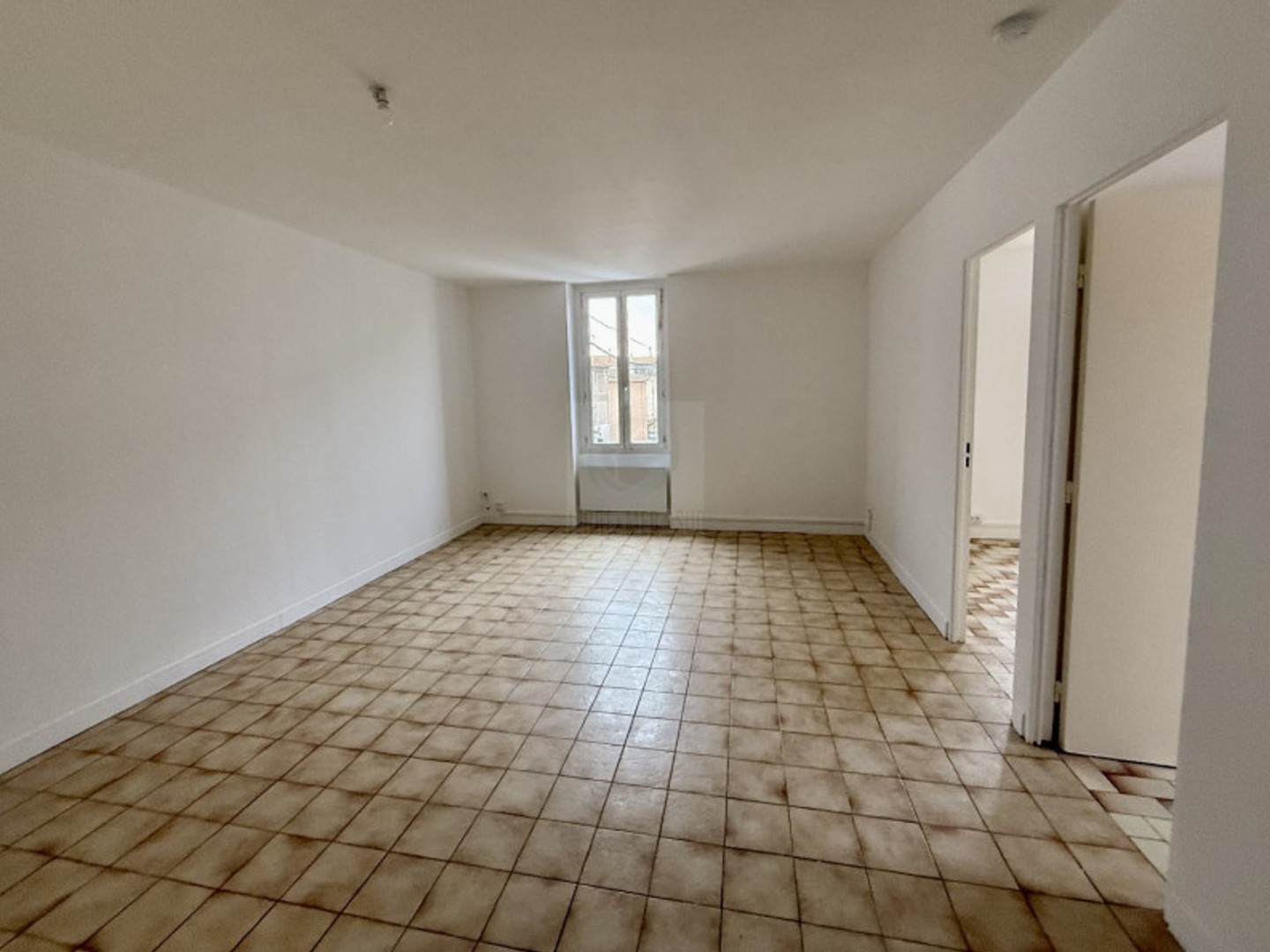Immeuble à vendre - 4 pièces - 90m2 - Maraussan (34370)