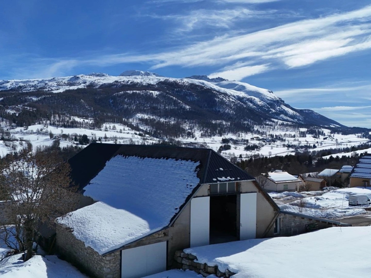 Maison à vendre - 10 pièces - 276m2 - Dévoluy (05250)