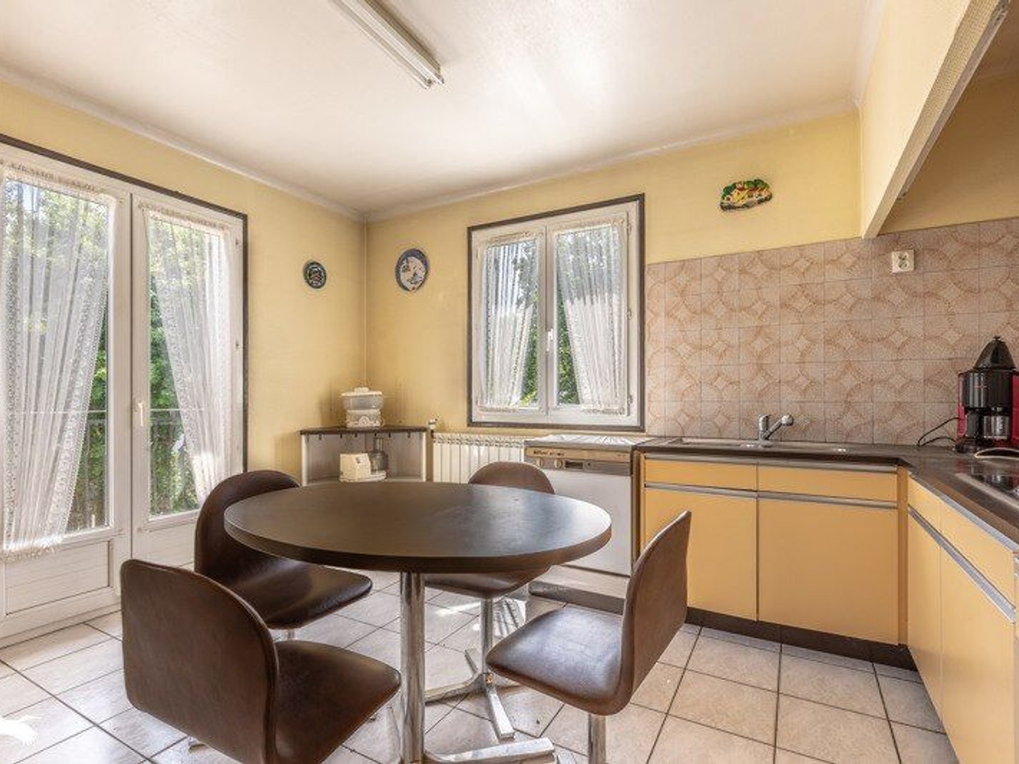 Maison à vendre - 6 pièces - 186m2 - Salles (33770)