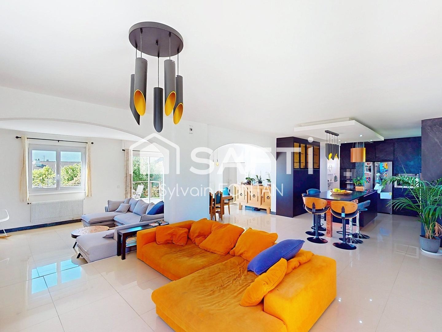 Maison à vendre - 9 pièces - 267m2 - Chens-Sur-Léman (74140)